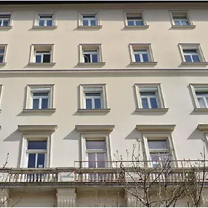 zkontrolujte dostupnost