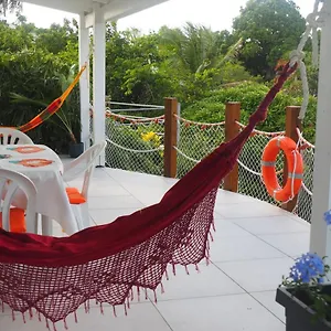 Les Jardins D'émilie Hébergement de vacances Le Moule