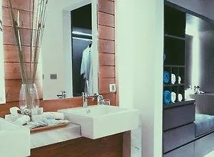 https://kamil-villas-jalan-drupadi-gang-kahyangan.ubudhotelsnow.com