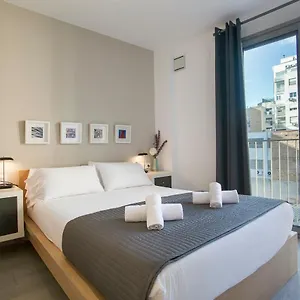 Bbarcelona Gaudi Flats , Barcelona España